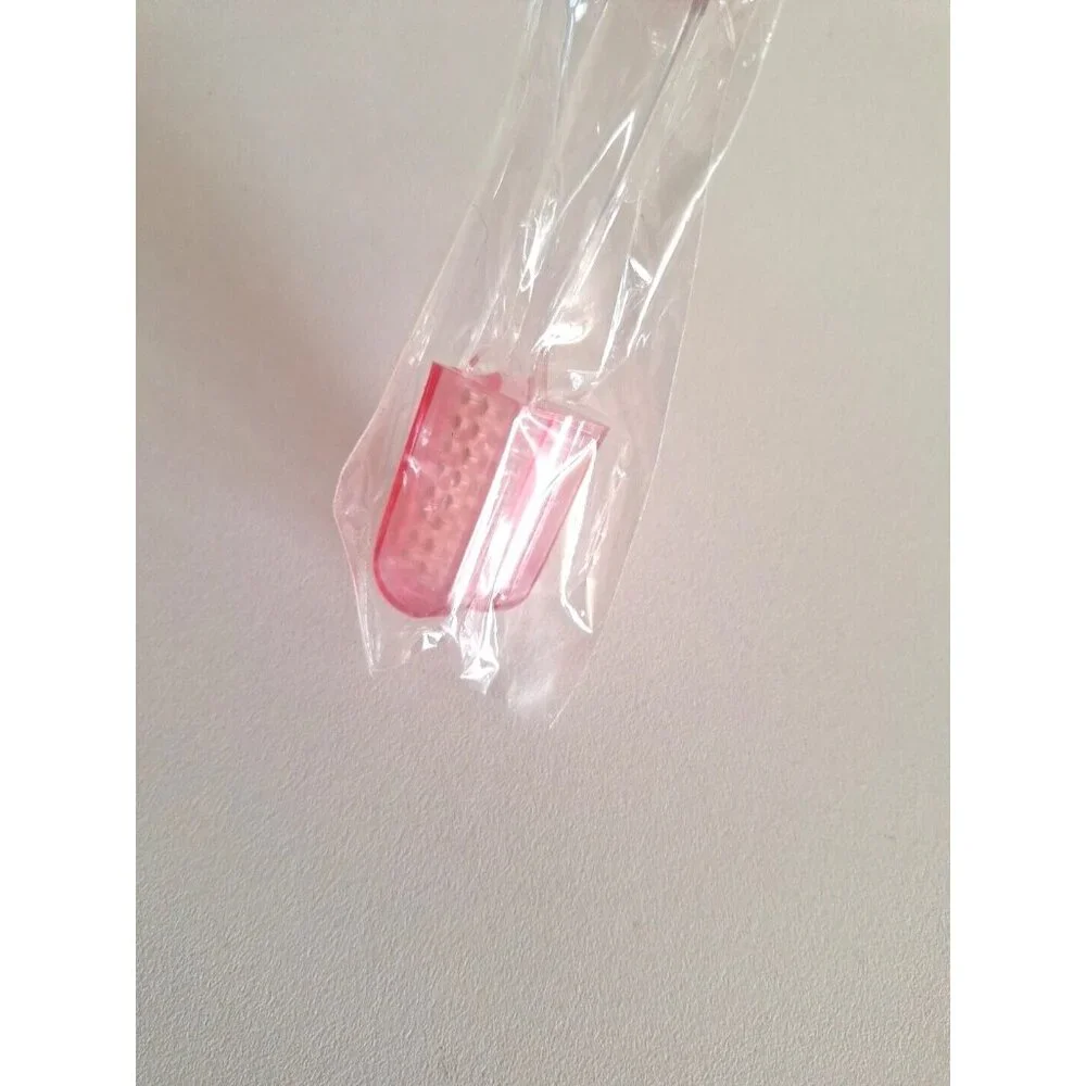 Minnie Mouse Kids Toothbrush With Red And Clear Design Travel Hook Disney Vintag